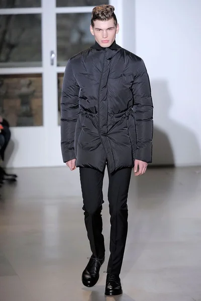 Look 7